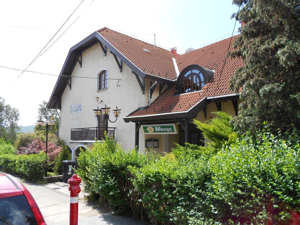 Peregrino Panzio Bed & Breakfast Budaörs Dış mekan fotoğraf