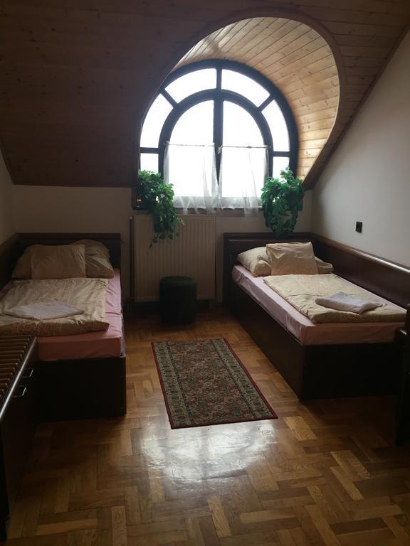 Peregrino Panzio Bed & Breakfast Budaörs Dış mekan fotoğraf